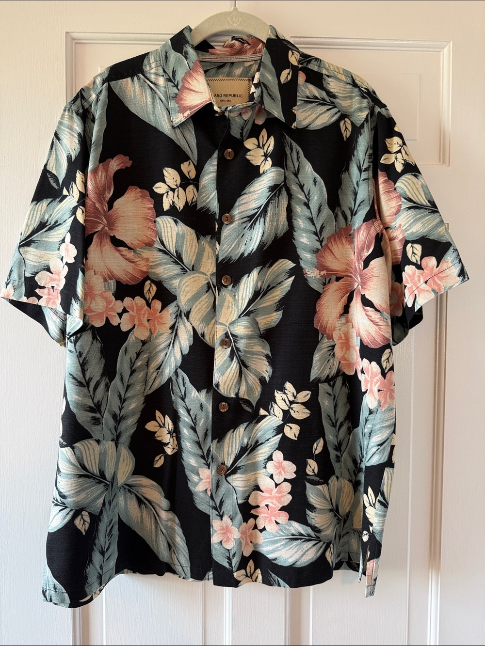 Island Republic Silk Black Short-Sleeve Hawaiian Floral Button-Down Shirt Large